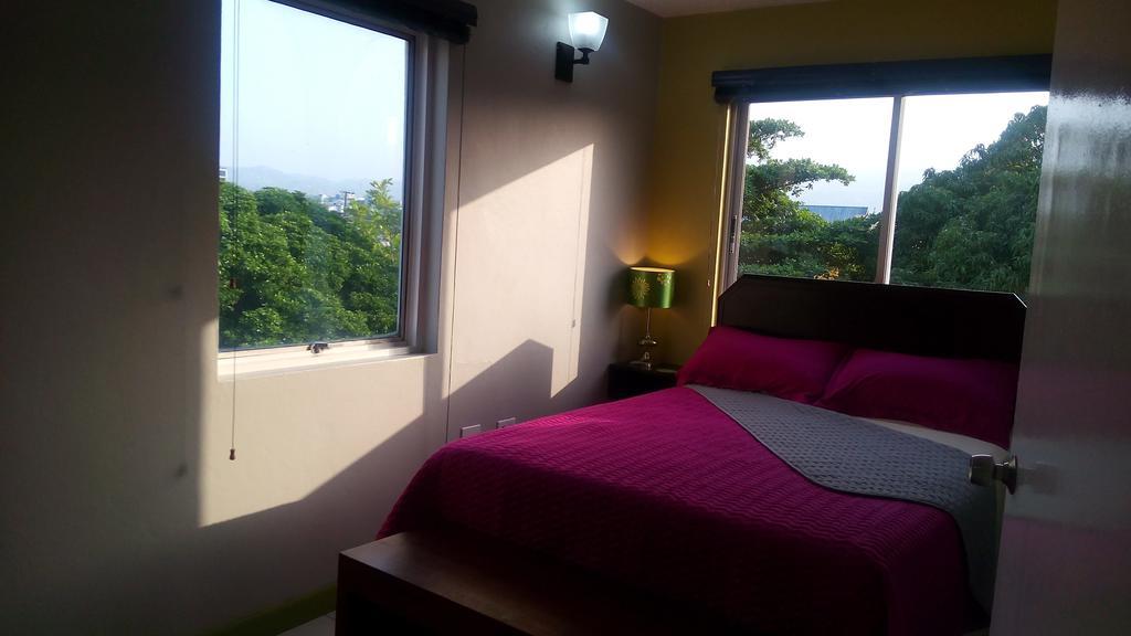 Hylton New Kingston Apartment Стая снимка